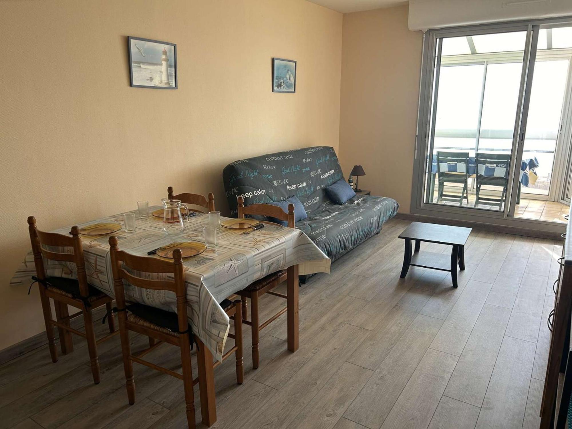 Appartement 2 Pieces Avec Balcon Et Parking A Saint-Gilles-Croix-De-Vie - Fr-1-224-39 Exterior foto