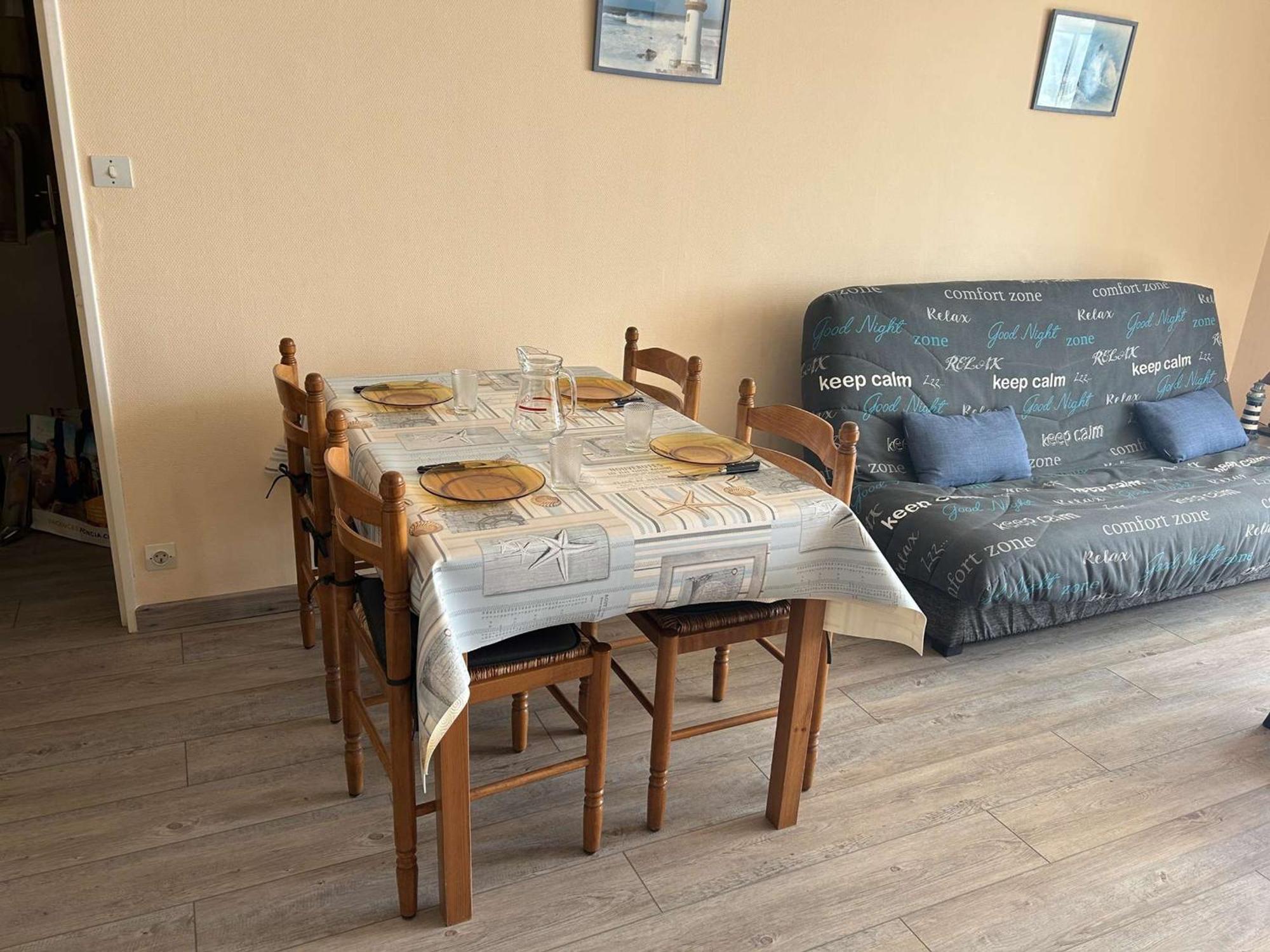 Appartement 2 Pieces Avec Balcon Et Parking A Saint-Gilles-Croix-De-Vie - Fr-1-224-39 Exterior foto